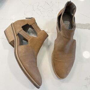 Eileen Fisher Tan Leather Booties